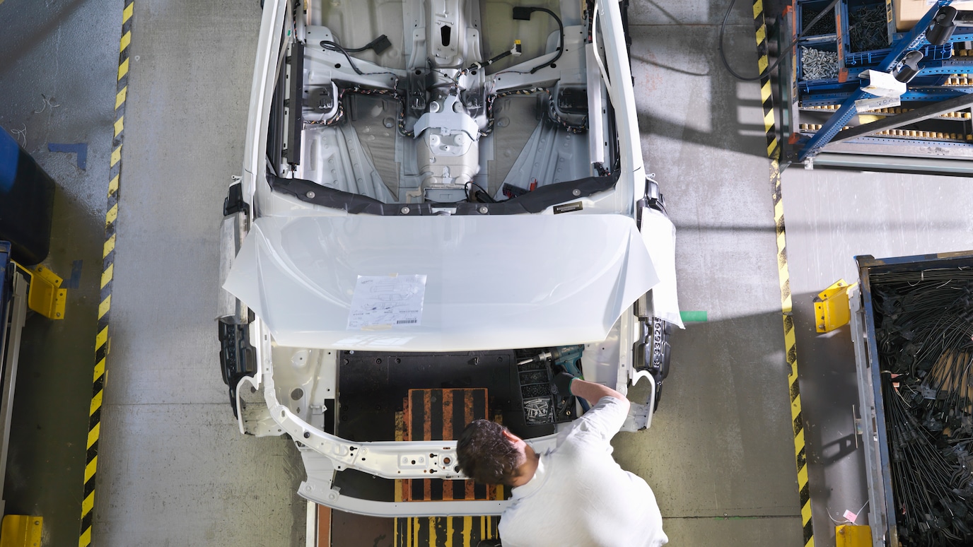 The auto retail service experience gets a major upgrade with Industry 4.0 and 5G