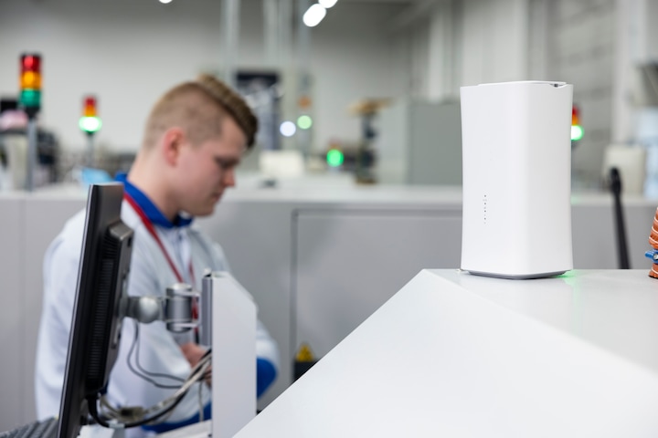Nokia Industrial 5G CPE for indoor use