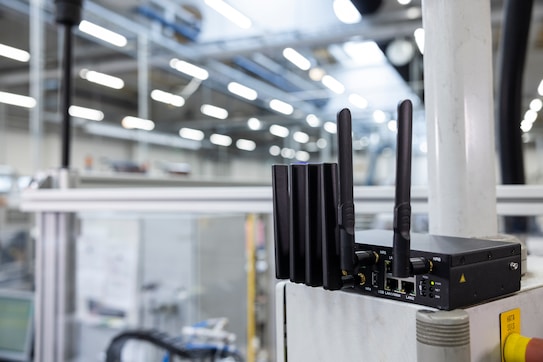 Nokia Industrial ruggedized 5G indoor field router