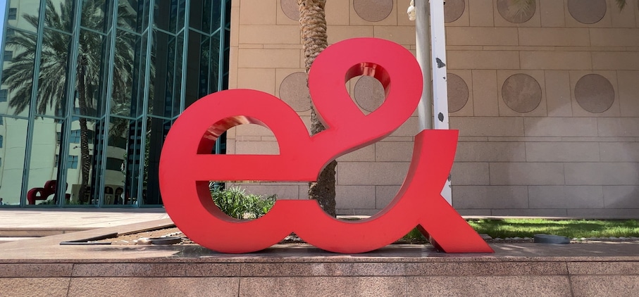 e&