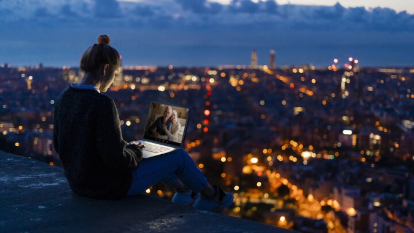 woman working on laptop