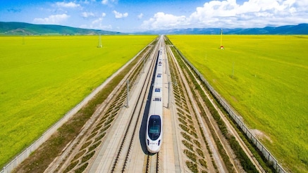 Accelerate the digital rail journey with OT cloud