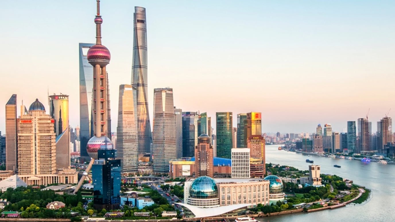 An image of Shanghai in the morning.