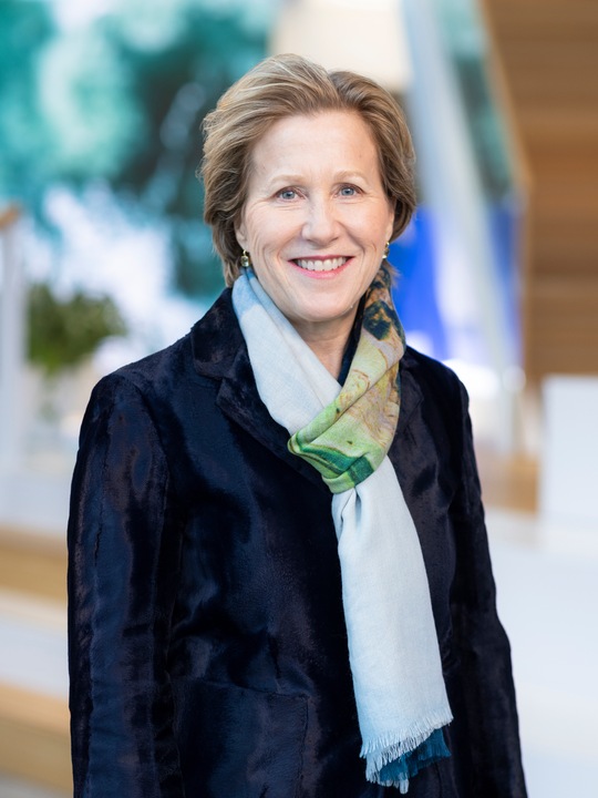Elizabeth Crain, Board Member