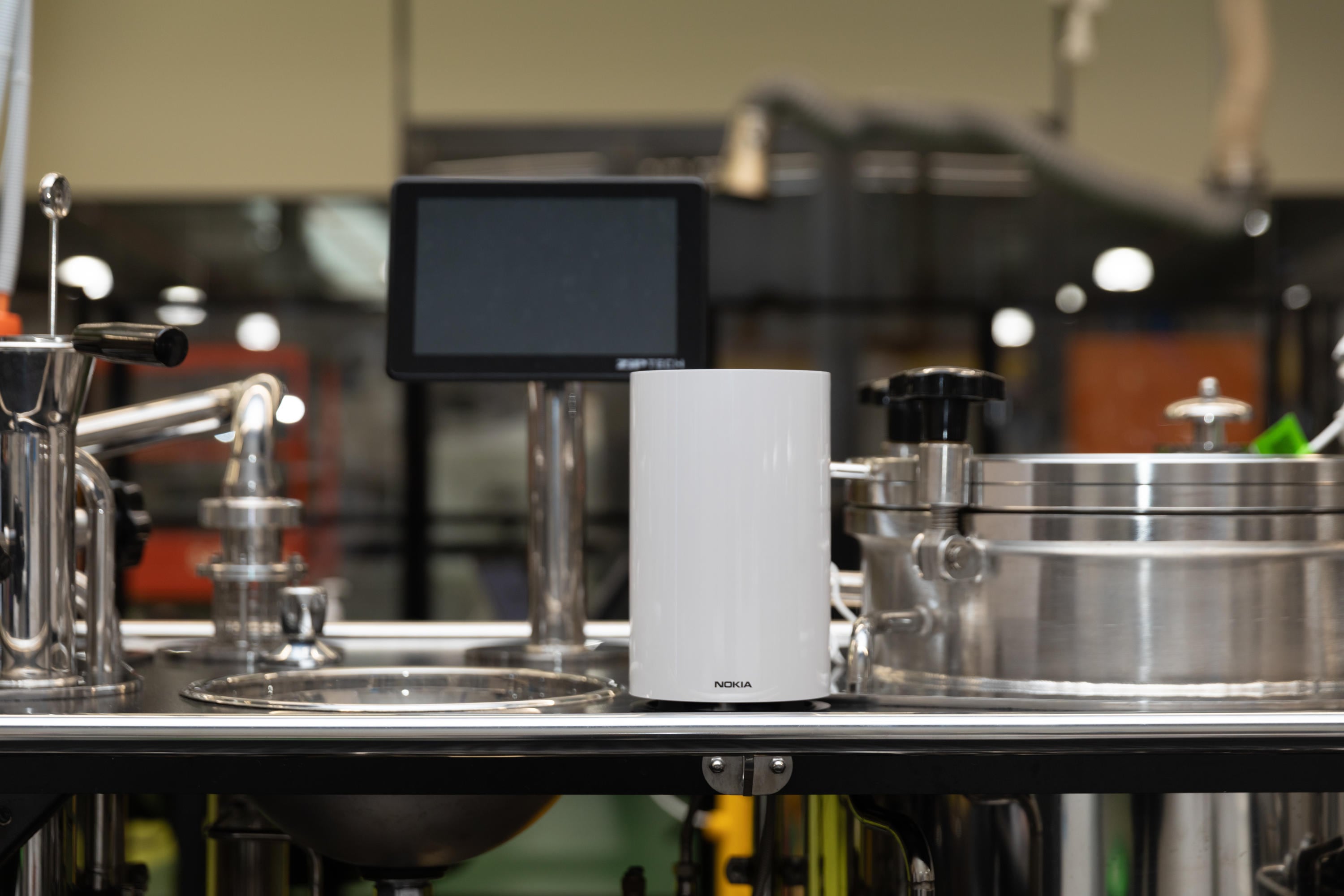 5G-connected digital microbrewery	