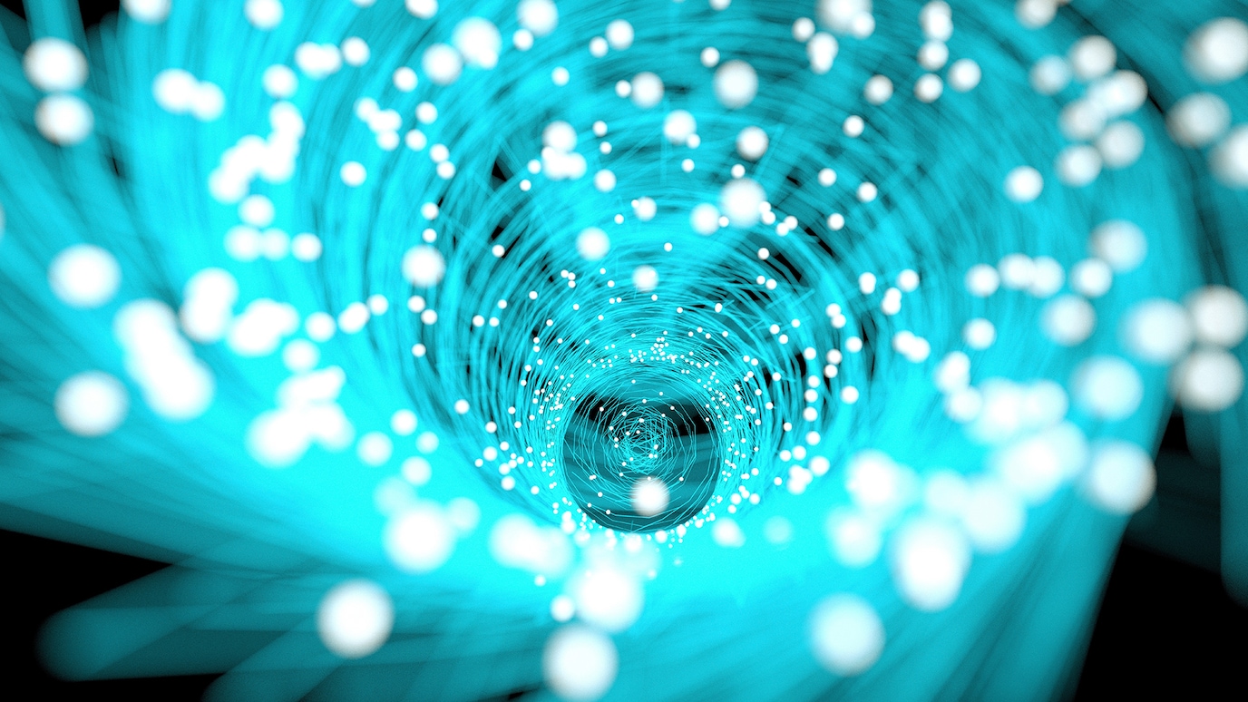 Glowing fiber optic cable tips