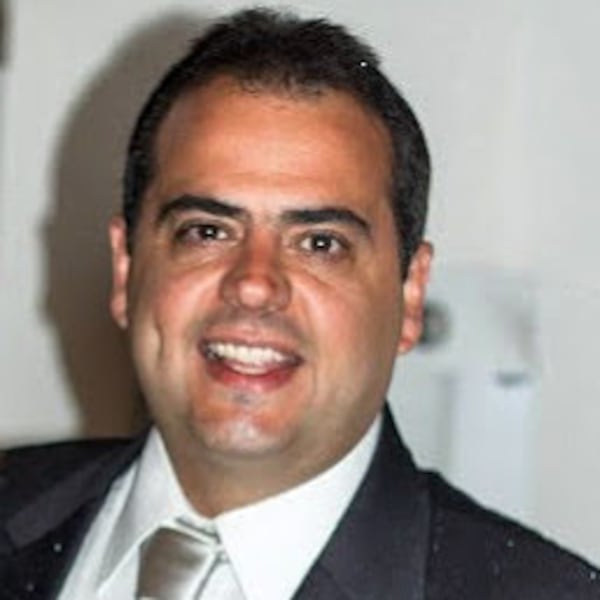 Carlos Neves