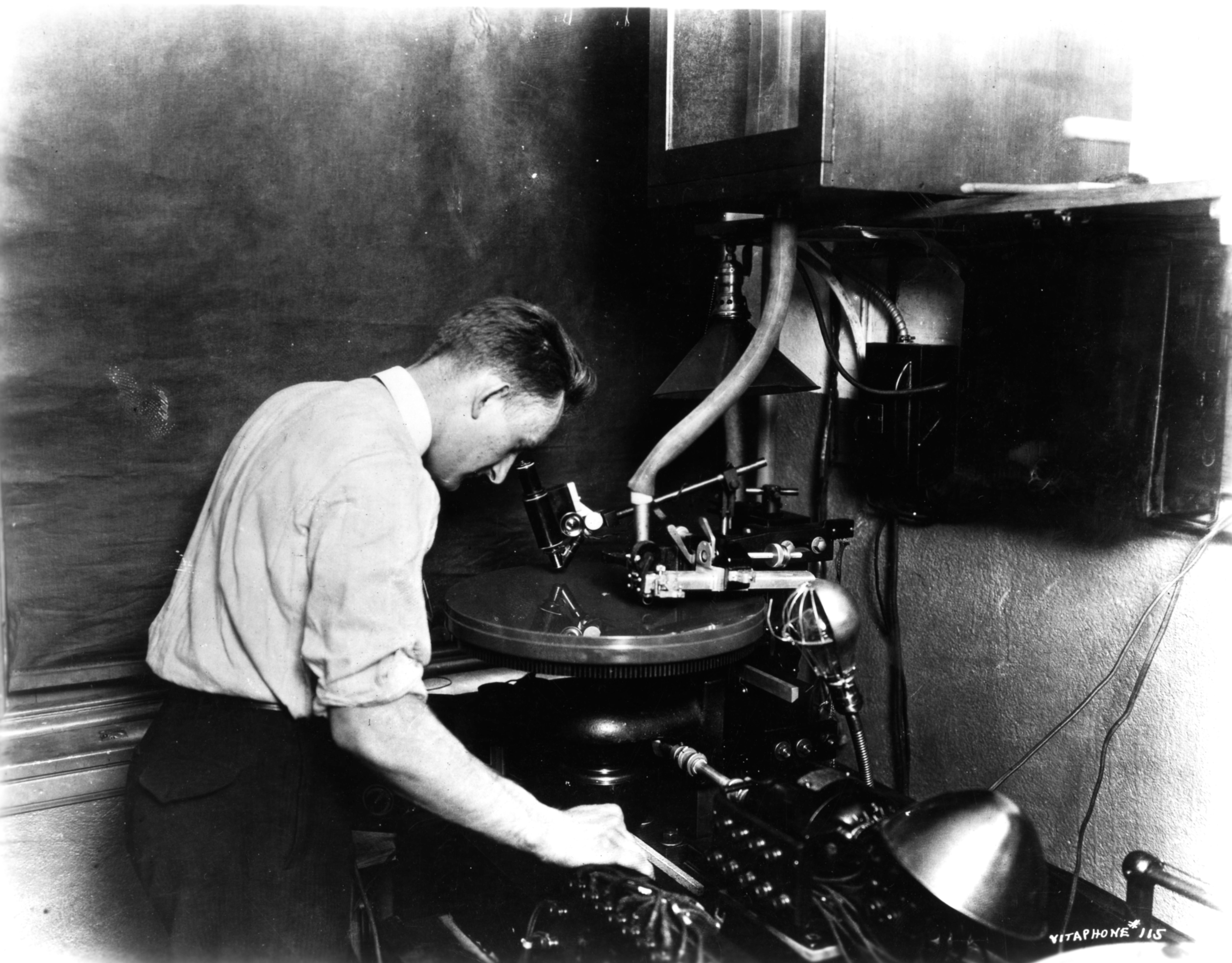 Bell System engineers develop high-fidelity electrical sound recording with improved frequency response and lower distortion.