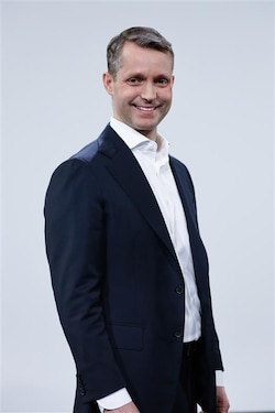 Justin Hotard