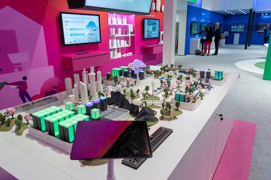 MWC25, 6 March