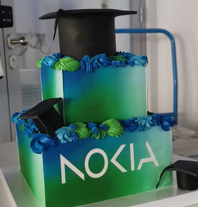 Nokia Cake