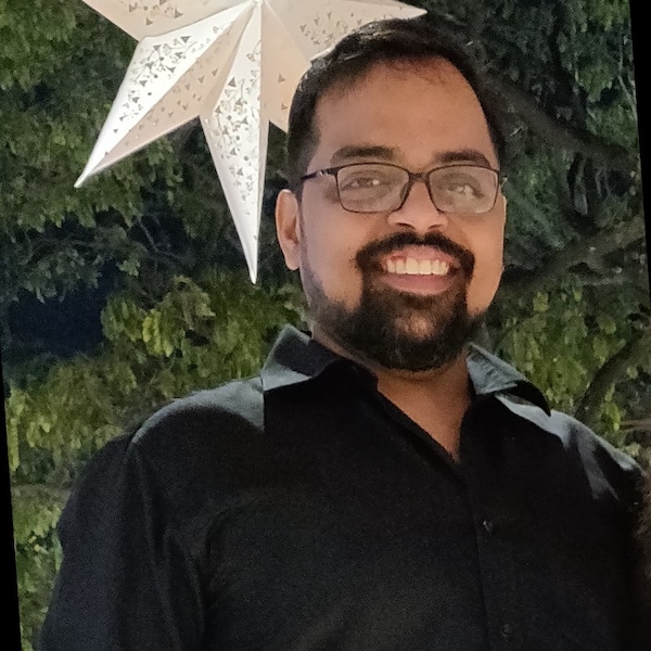 Vivek V