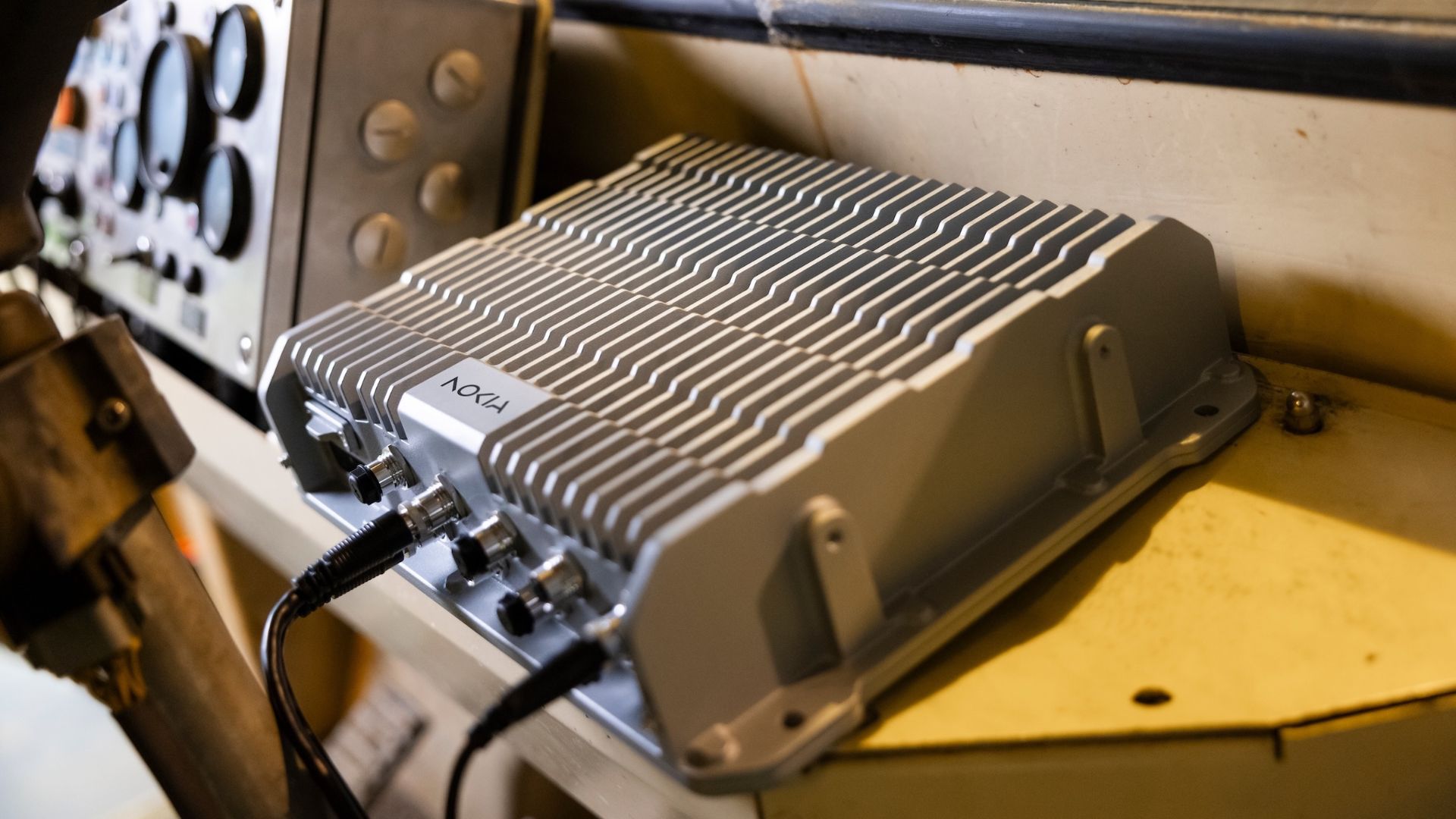 Nokia Industrial fieldrouter FRRO505 for underground and open pit mining as well as other industries.