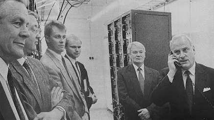 The first official GSM call between former Finnish Prime Minister Harri Holkeri and Deputy Mayor of Tampere Kaarina Suonio, on July 1, 1991, lasted just over three minutes.