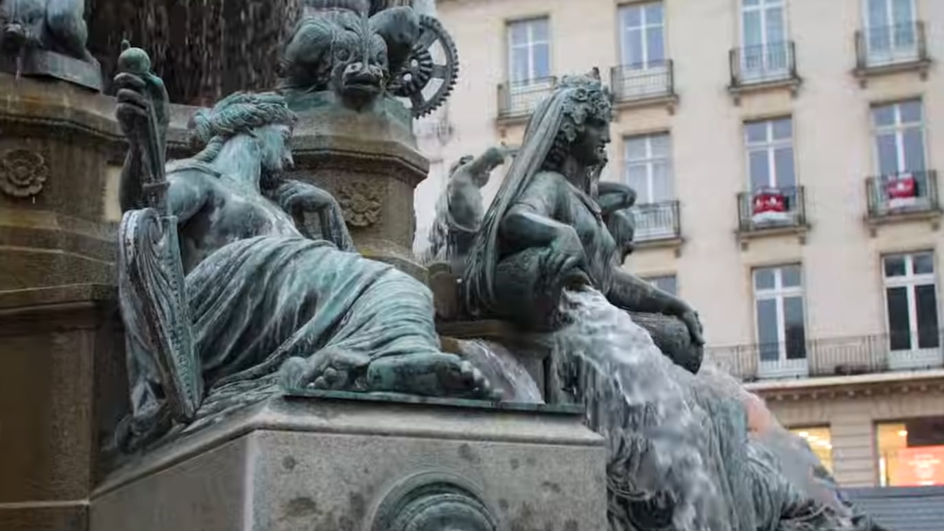 Statues in Pays de la Loire, France