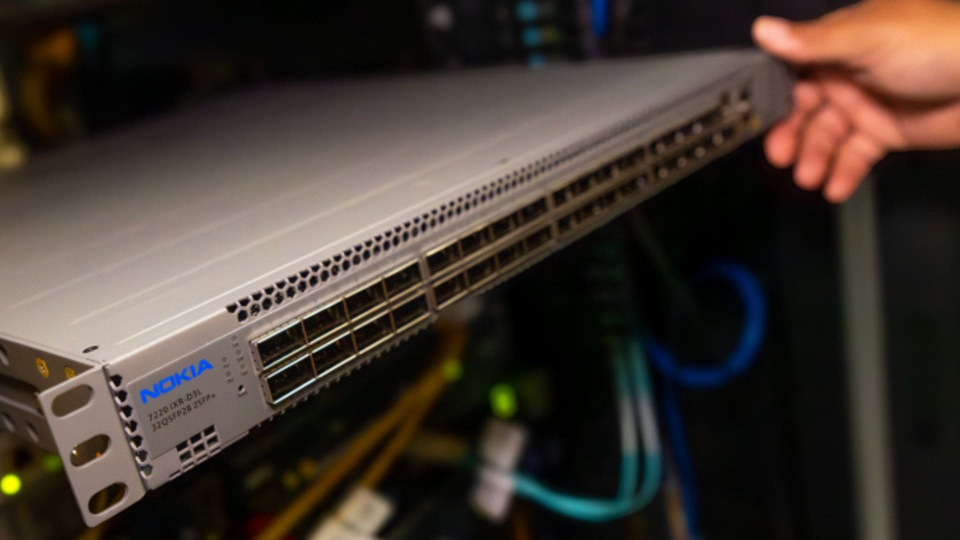 Nokia data center - switch in rack