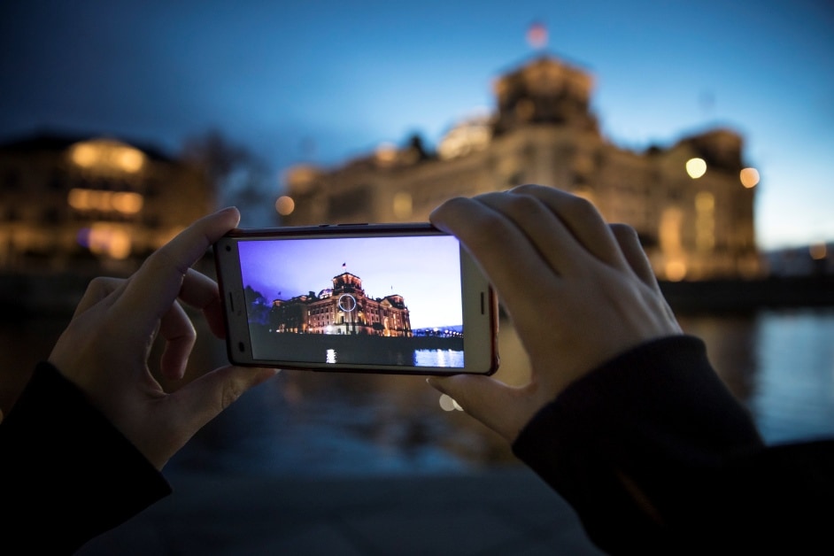 HEIF: More imaging, fewer bytes