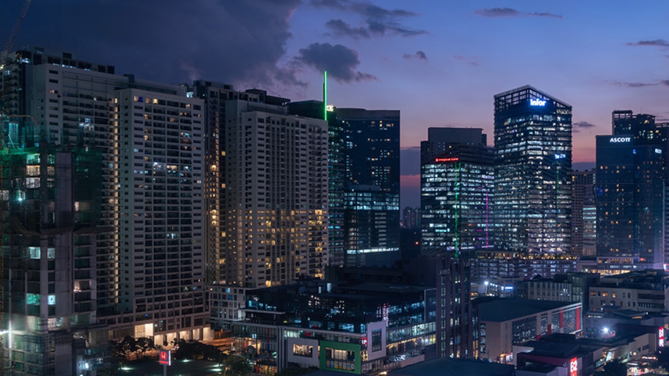 Manilla skyline at night