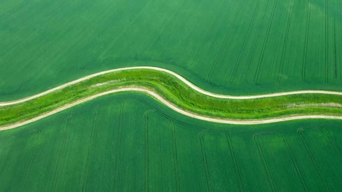 How fixed wireless access helps achieve Broadband Zero