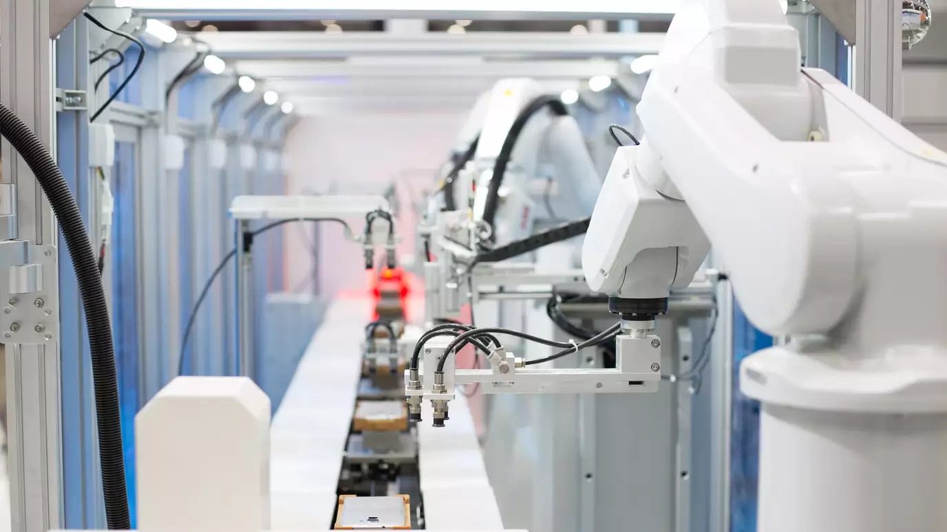 Smart manufacturing arm