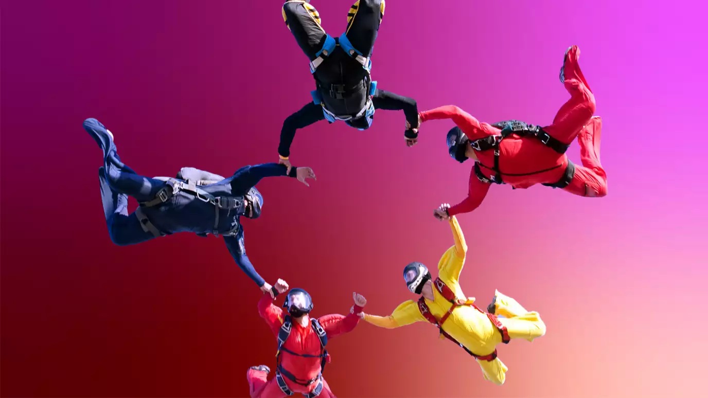 skydivers