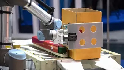 Industry 4.0 innovation thrives on collaboration: Advancing the 5G smart factory at ARENA2036 