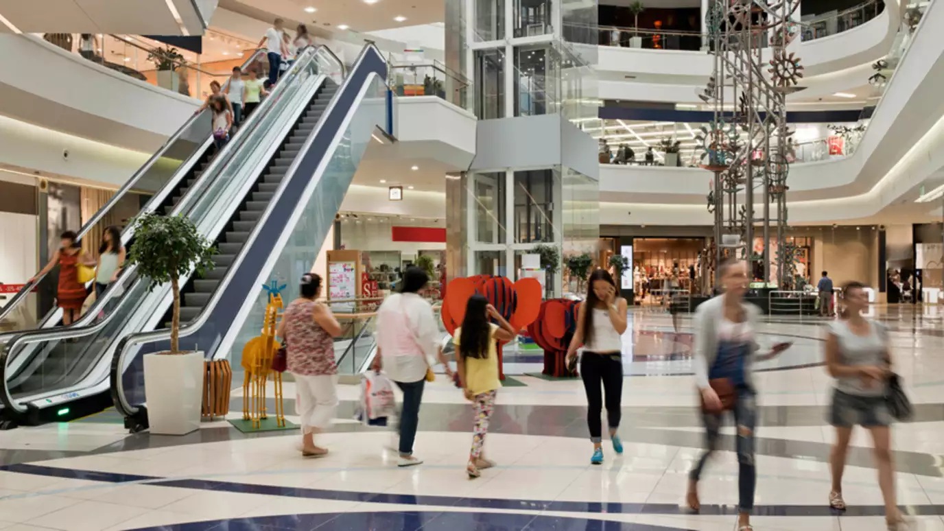 retail shopping mall