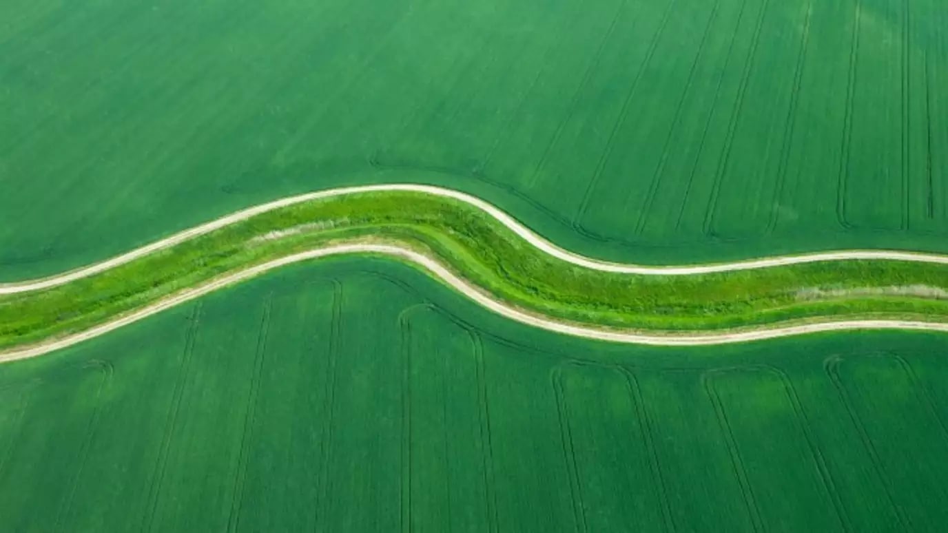 How fixed wireless access helps achieve Broadband Zero