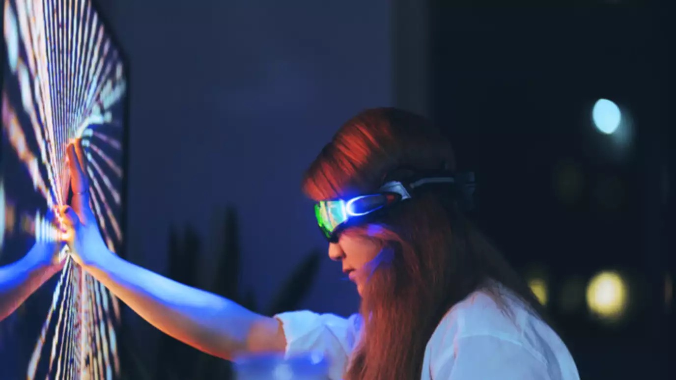 VR