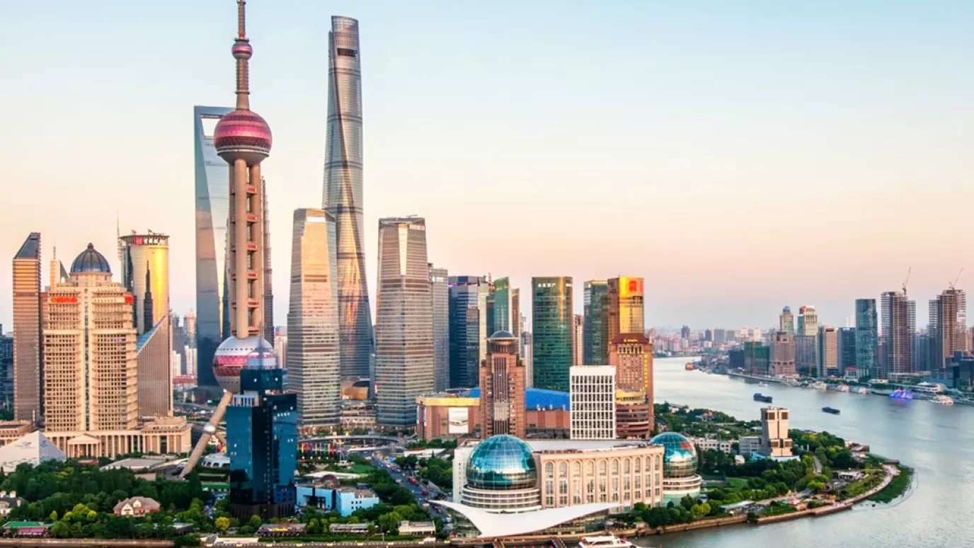 An image of Shanghai in the morning.