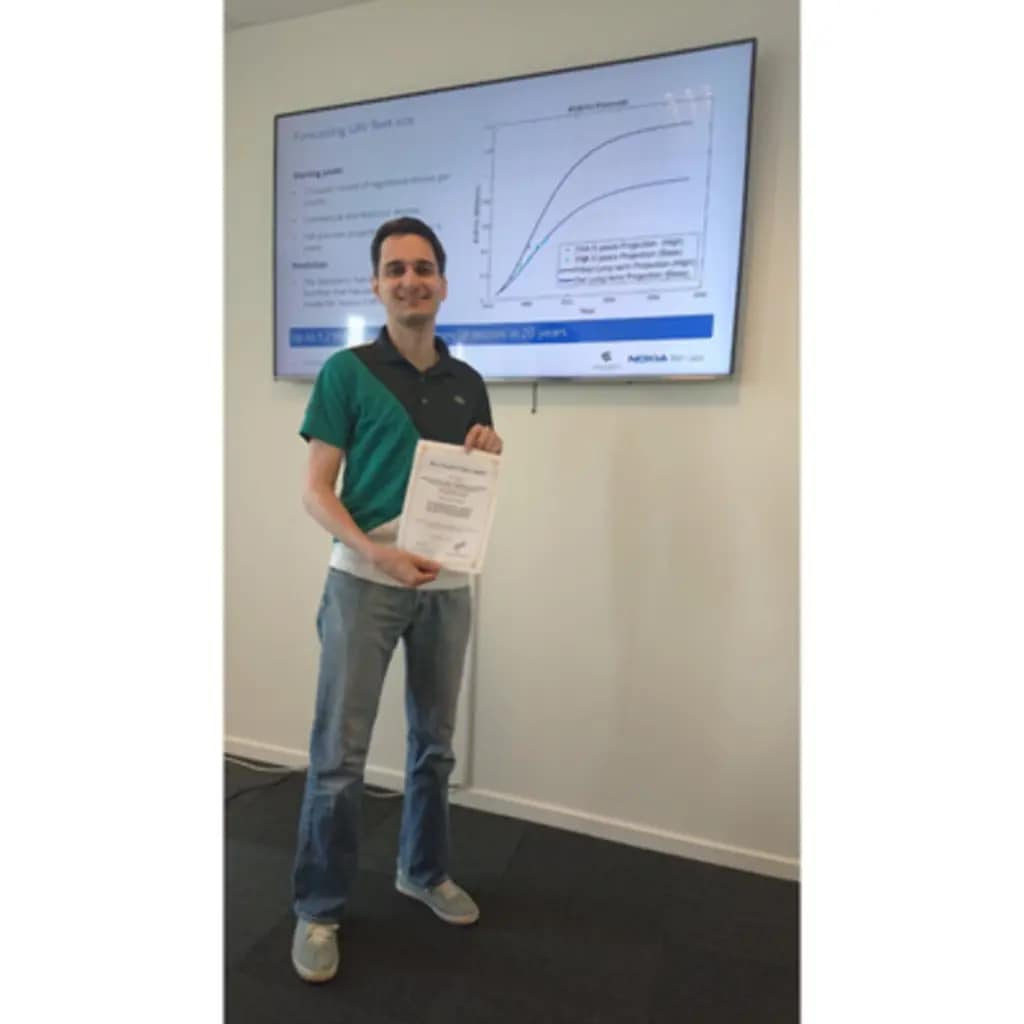 Rafhael Amorim and his best student paper award