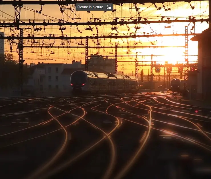 A picture of a train.