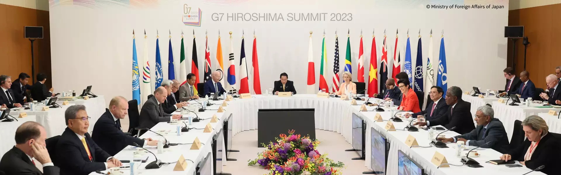 G7