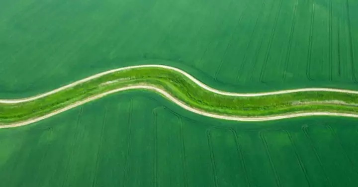 How fixed wireless access helps achieve Broadband Zero