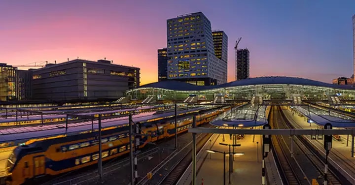 On track to digitalize railways 