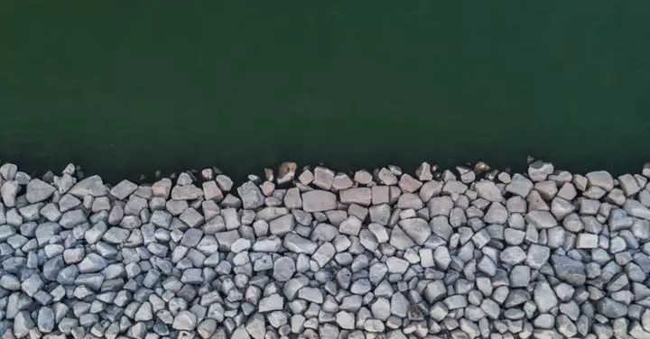 Biodiversity and geodiversity: the race is on