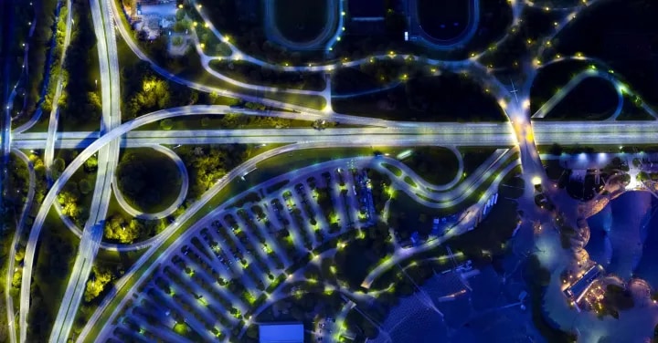 Accelerating the pace of service innovation with DelOps