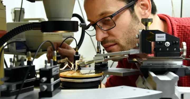 Putting light on a chip: How lasers will advance quantum computing, neural networks and more