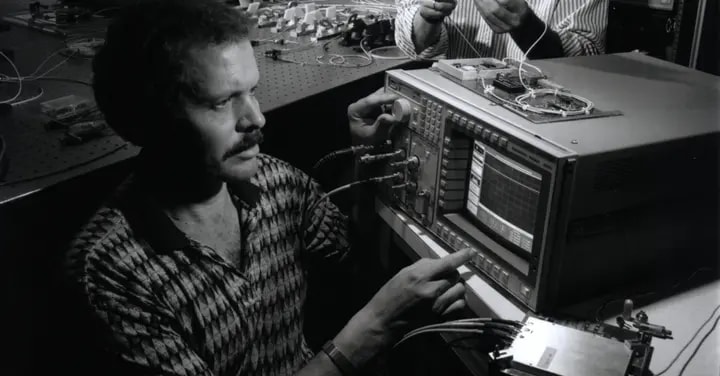 Turning garbage into gold: Andy Chraplyvy and the discovery of TrueWave fiber