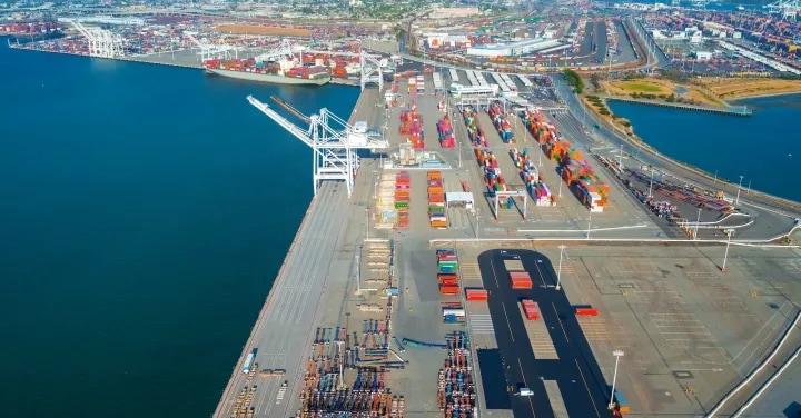 Private 5G in ports: A strategic asset  for federal security and operational efficiency