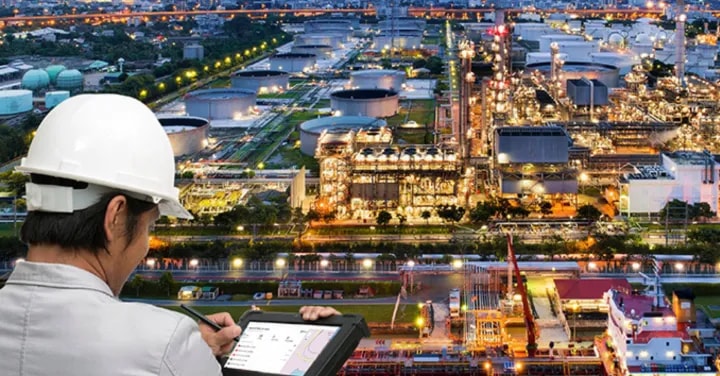 Use expert knowledge and AI to detect industrial private wireless network errors and so much more