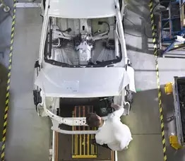 The auto retail service experience gets a major upgrade with Industry 4.0 and 5G