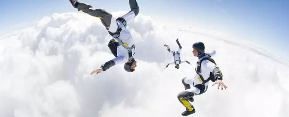 sky divers