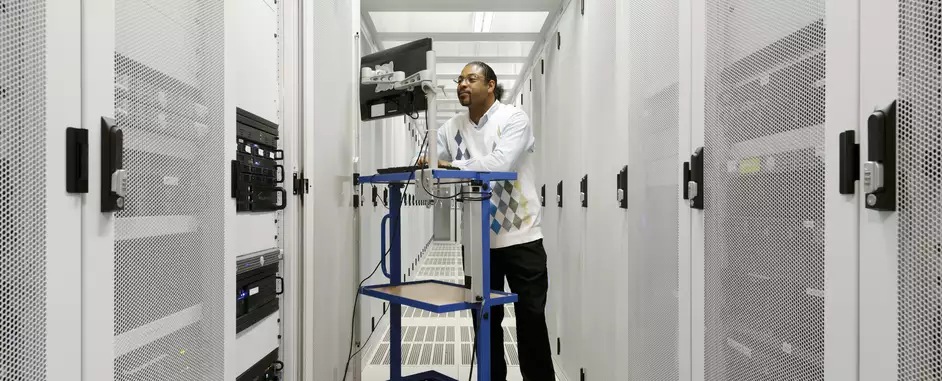 Building your business case for a new data center switching fabric