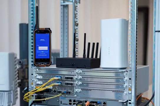 Nokia Industrial devices with Nokia Digital Automation Cloud