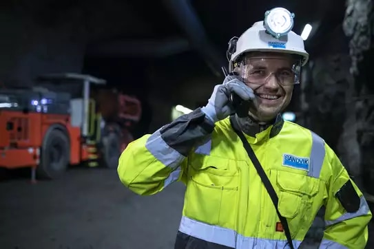 Make a call or use Nokia push-to-X with ruggedized handhelds and smartphones