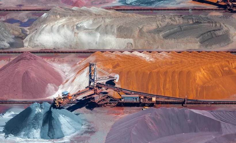 Materials traceability and conflict minerals