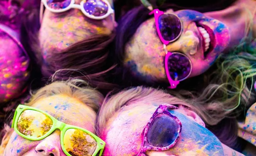 OZO banner - people