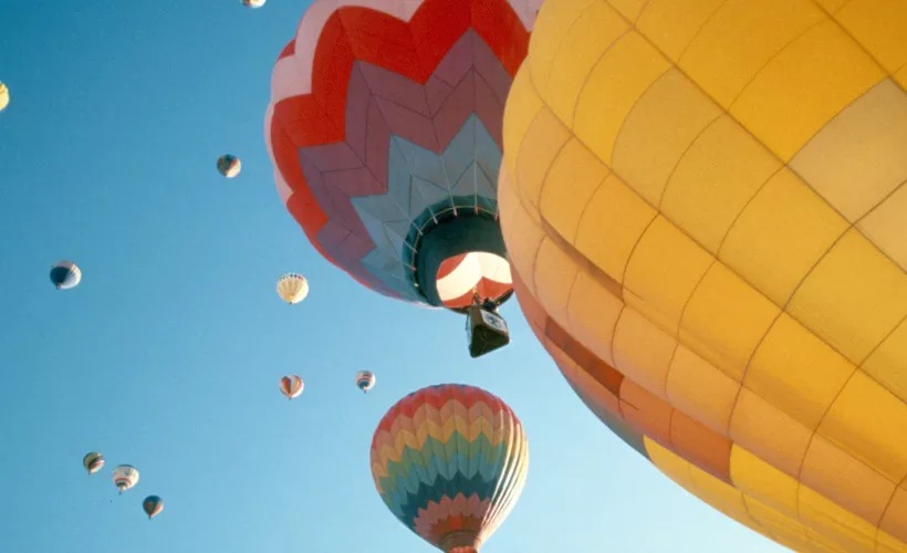 hot air balloon