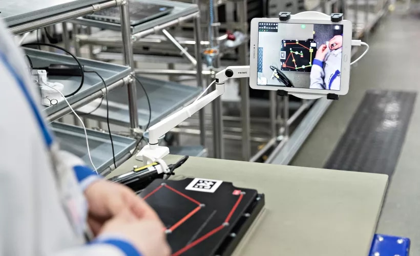 Industry 4.0 use case over 5G at Nokia Oulu factory